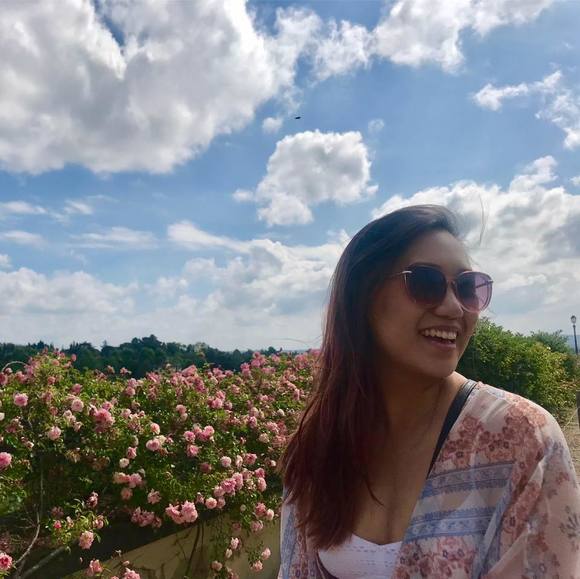 Meet your Posher, Emily - Picture 1 of 1